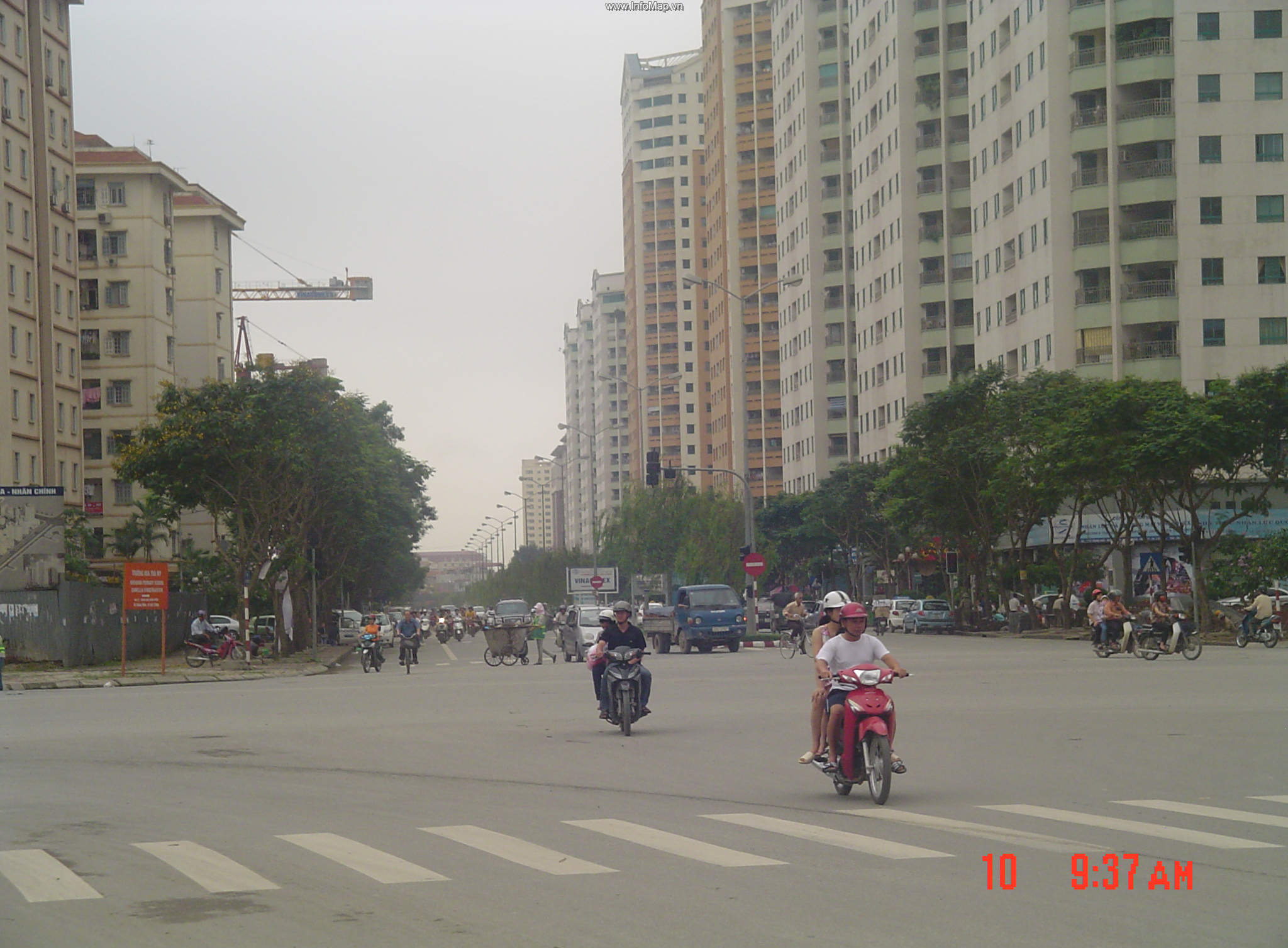 Hoàng Đạo Thúy, Cầu Giấy, Hà Nội